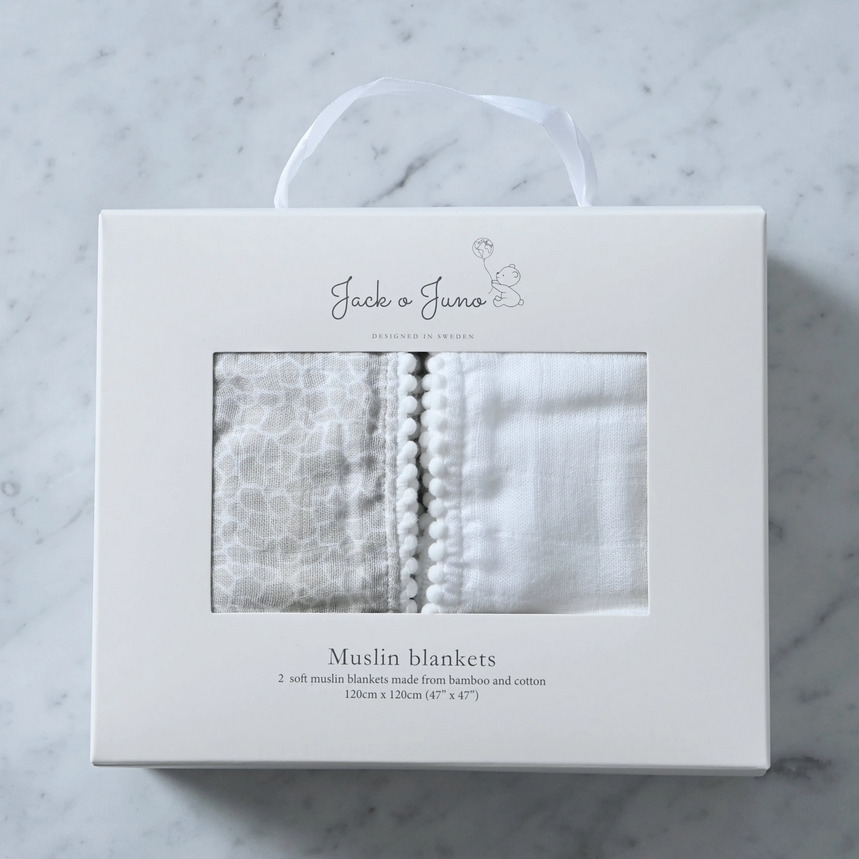 Pucktuch Set Pom Pom aus aus Bio-Baumwolle &amp; Bambus pearl &amp; giraffe grey
