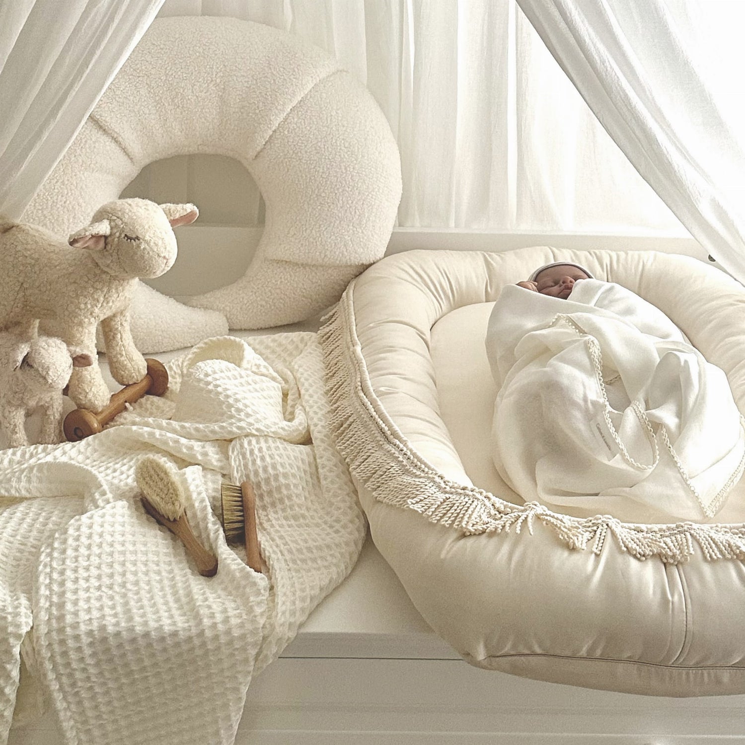 Cotton &amp; Sweets Babynest BOHO TWIST vanille