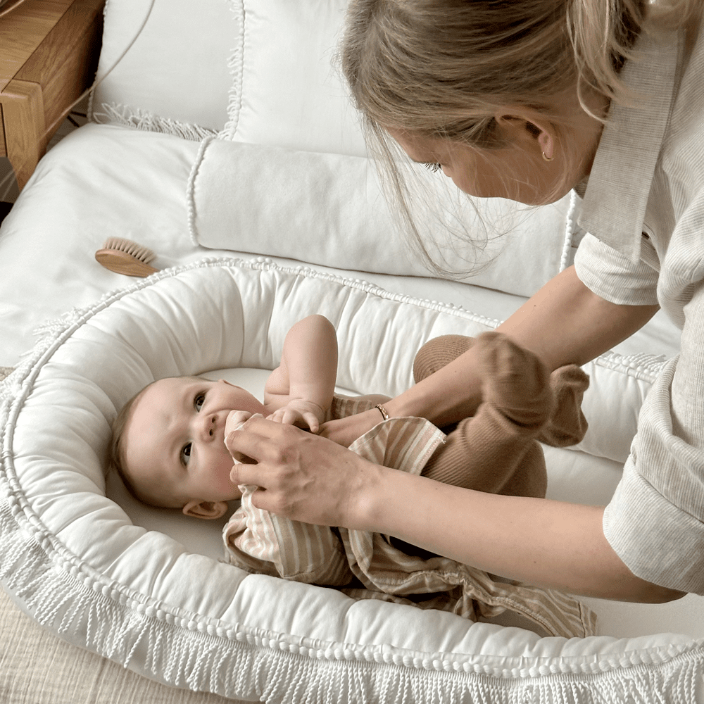 Cotton &amp; Sweets Babynest BOHO TWIST weiß