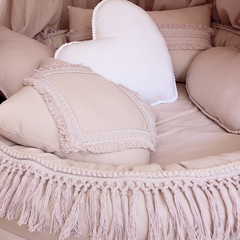 Cotton &amp; Sweets Juniornest BOHO mit Fransen puderrosa