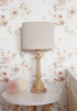 Tischlampe Velvet Samt beige fürs Kinderzimmer mit Holzfuß natur - Kinderzimmer Beleuchtung bei harmony ambiente online kaufen